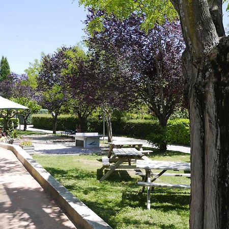 Hôtel Camping Forcalquier Les routes de Provence Extérieur photo